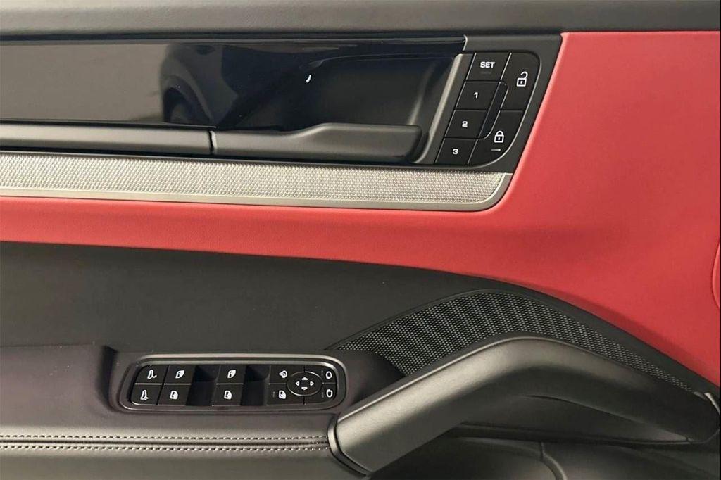 new 2025 Porsche Cayenne car, priced at $116,155