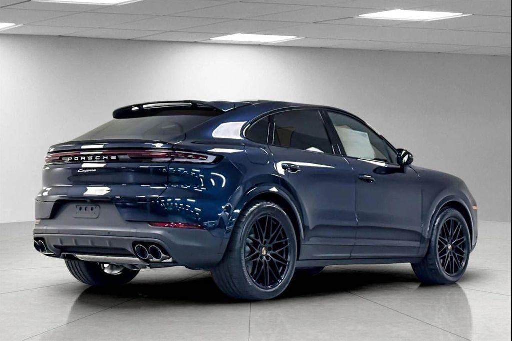 new 2025 Porsche Cayenne car, priced at $116,155