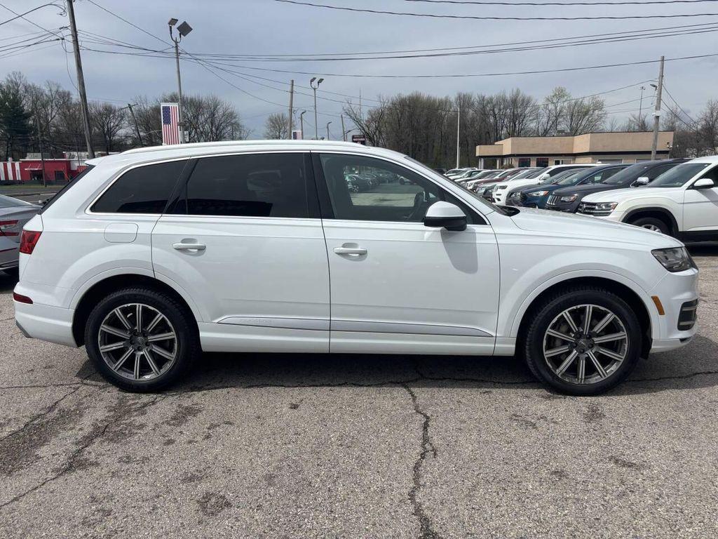 used 2019 Audi Q7 car, priced at $18,900