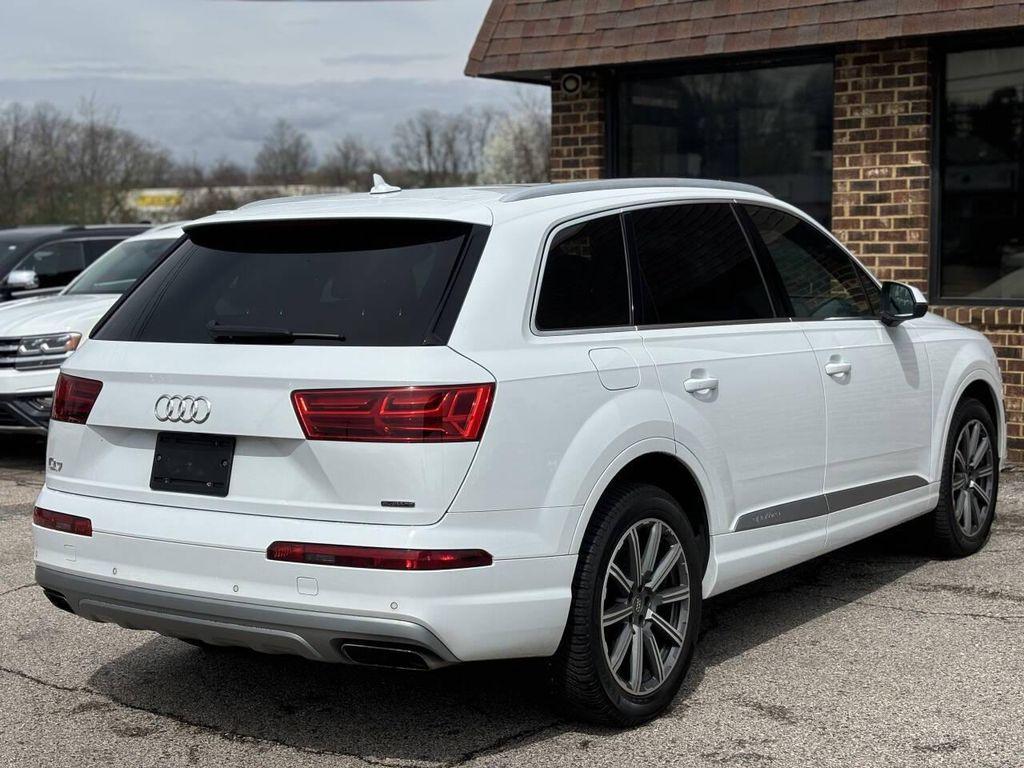used 2019 Audi Q7 car, priced at $18,900