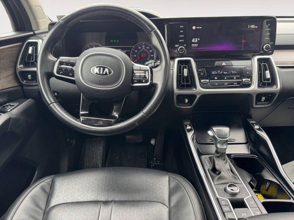used 2021 Kia Sorento car, priced at $21,900