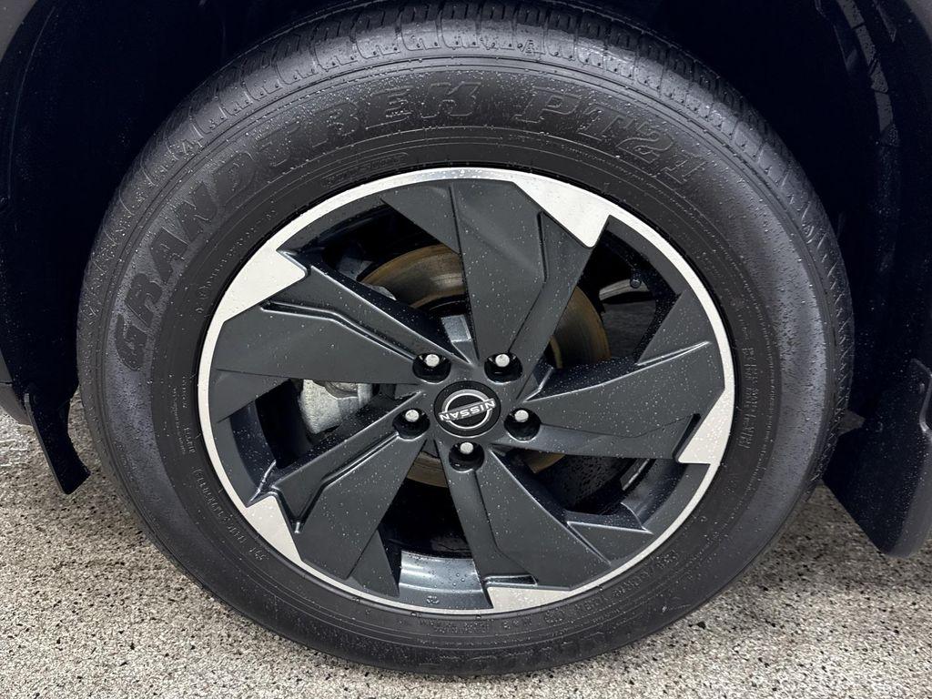 used 2024 Nissan Rogue car, priced at $23,497