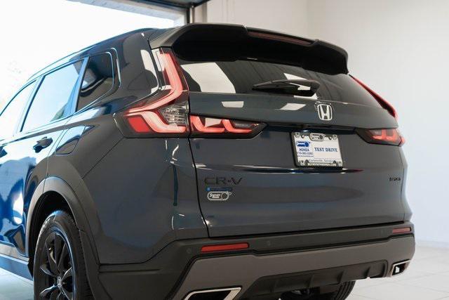 new 2026 Honda CR-V Hybrid car, priced at $41,675