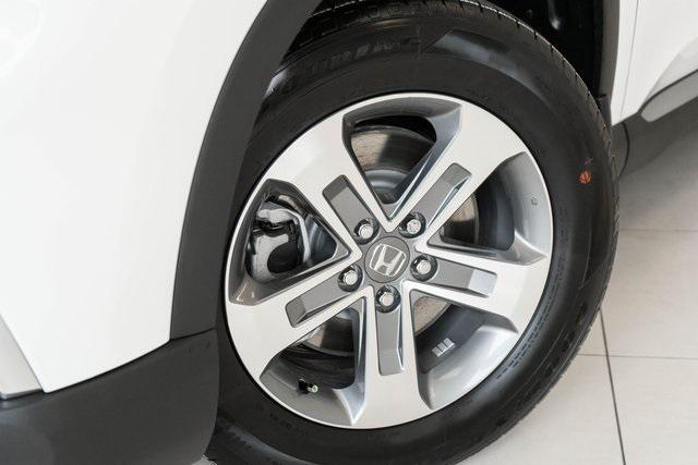 new 2025 Honda Pilot car, priced at $47,050