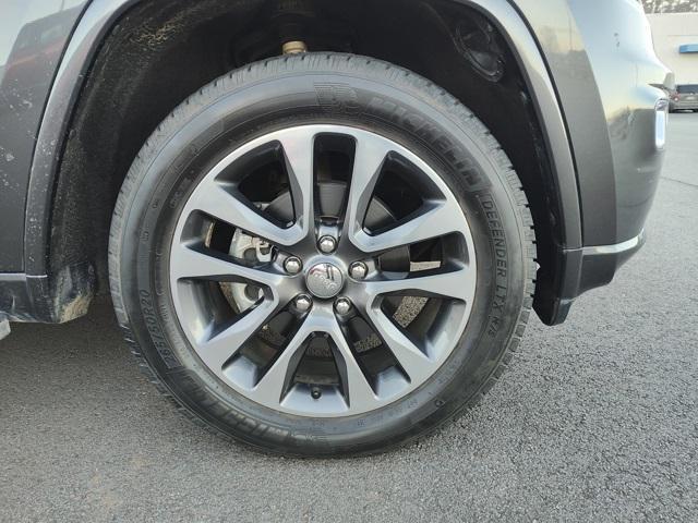 used 2017 Jeep Grand Cherokee car, priced at $16,995