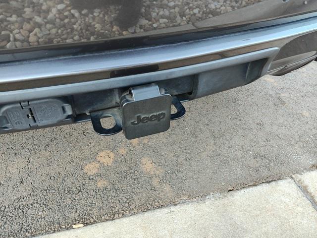 used 2017 Jeep Grand Cherokee car, priced at $16,995