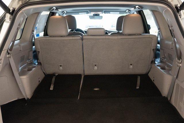 used 2018 Toyota Highlander car, priced at $21,500