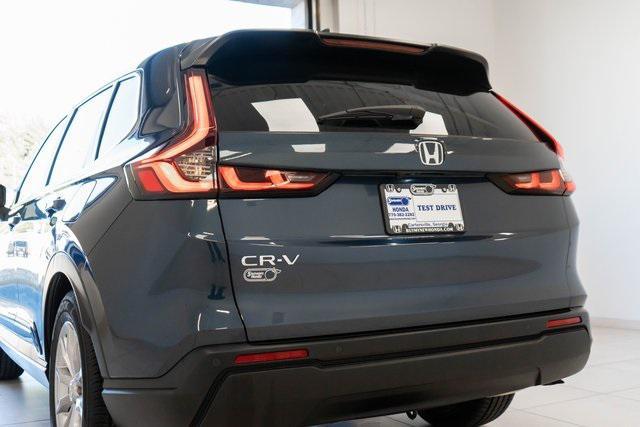 used 2025 Honda CR-V car, priced at $32,995