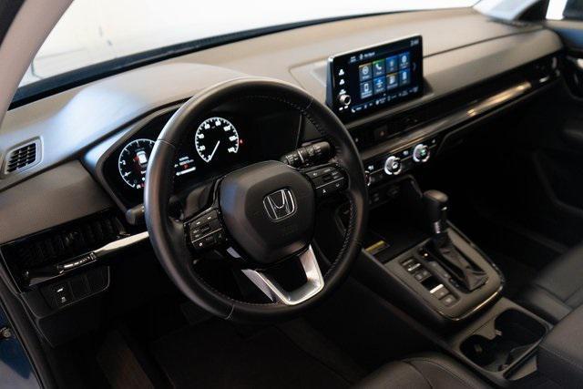 used 2025 Honda CR-V car, priced at $32,995