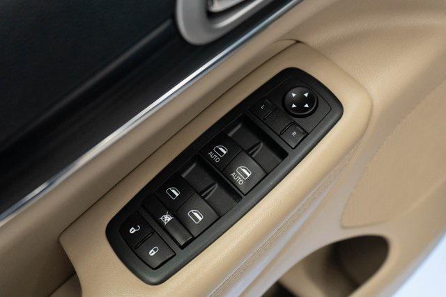 used 2020 Jeep Grand Cherokee car, priced at $19,900