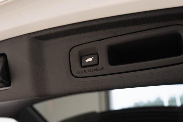 new 2026 Honda CR-V Hybrid car, priced at $40,630