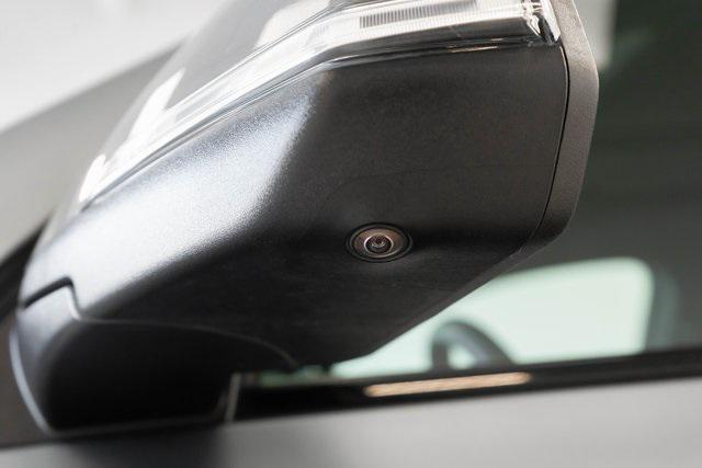 used 2023 Chevrolet Traverse car, priced at $31,995