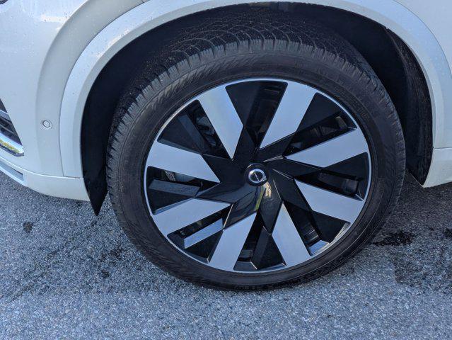 used 2024 Volvo XC90 Recharge Plug-In Hybrid car, priced at $56,432