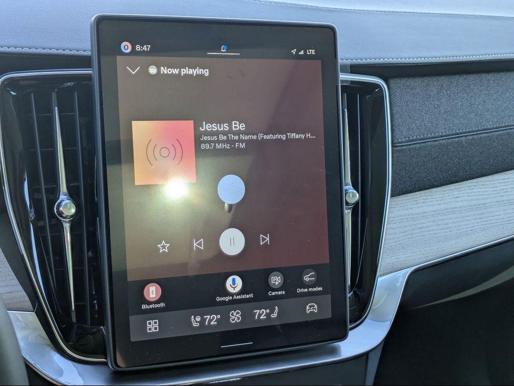 new 2026 Volvo XC90 Plug-In Hybrid car