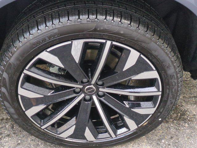 new 2026 Volvo XC90 car, priced at $79,345