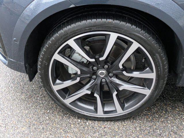 used 2024 Volvo XC60 Recharge Plug-In Hybrid car, priced at $59,400