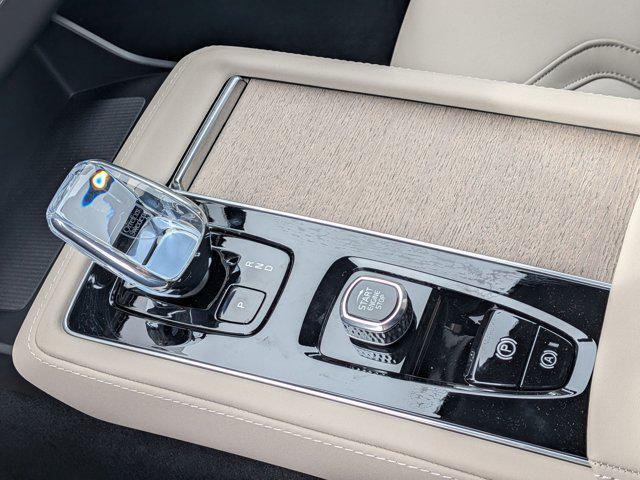 new 2026 Volvo XC90 car, priced at $69,445