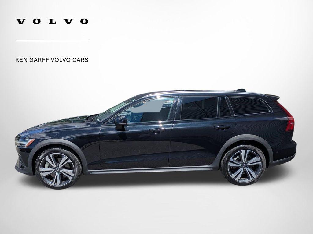 used 2025 Volvo V60 Cross Country car, priced at $41,442