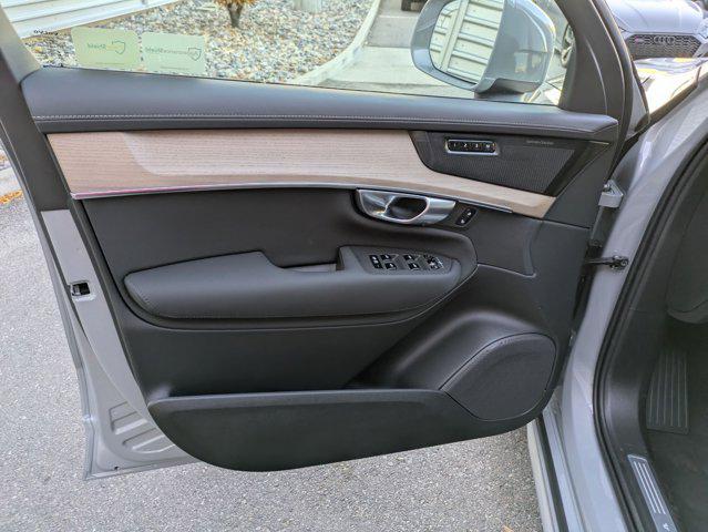 new 2026 Volvo XC90 car, priced at $70,460