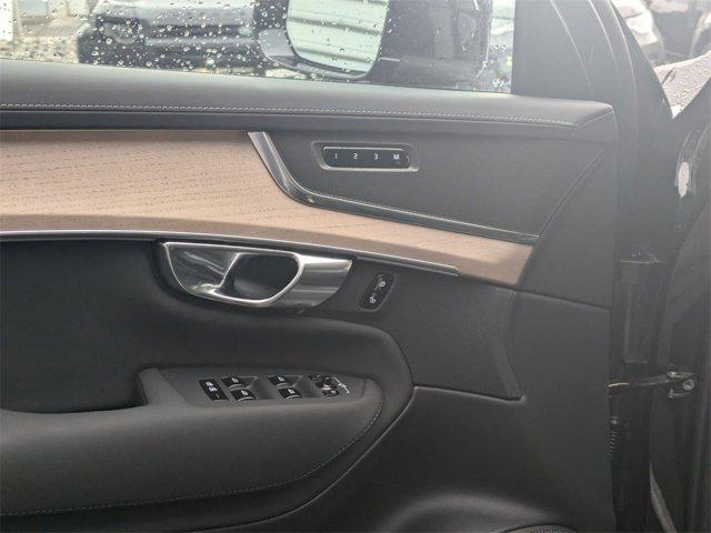 new 2025 Volvo XC90 car, priced at $57,205