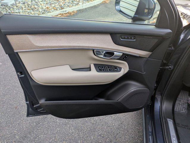 new 2026 Volvo XC90 car, priced at $69,325