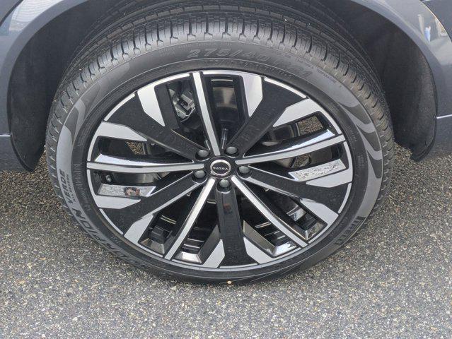 new 2026 Volvo XC90 car, priced at $69,325