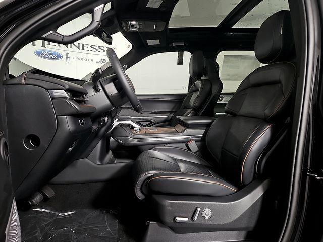 new 2026 Lincoln Navigator car, priced at $115,156