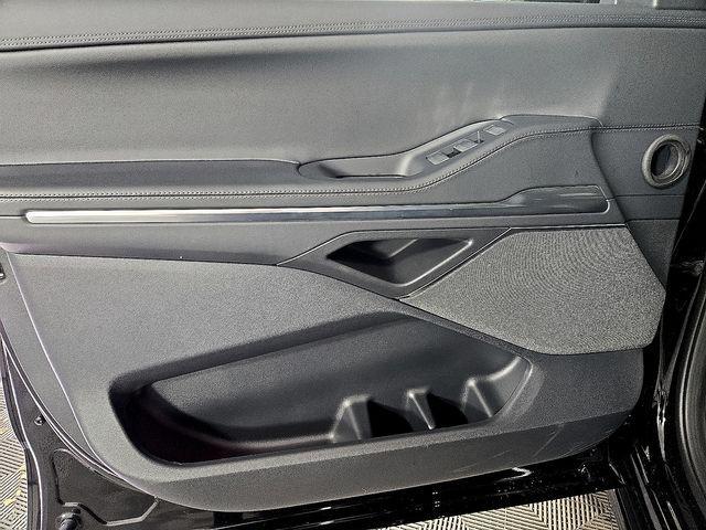 new 2025 Lincoln Navigator car, priced at $97,846