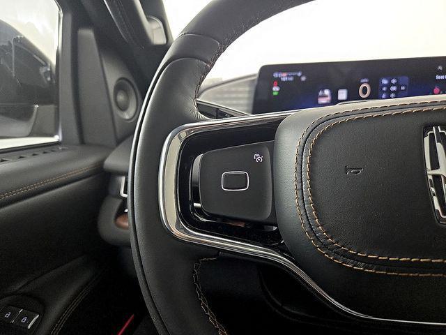 new 2026 Lincoln Navigator car, priced at $125,268