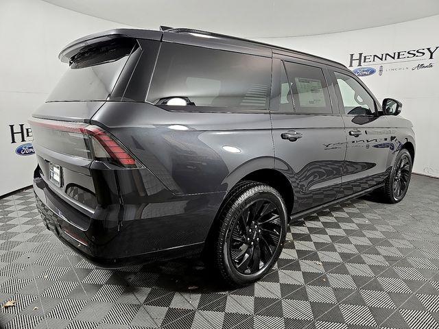 new 2025 Lincoln Navigator car, priced at $101,926