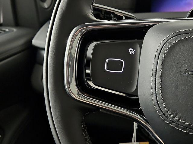 new 2025 Lincoln Navigator car, priced at $101,926