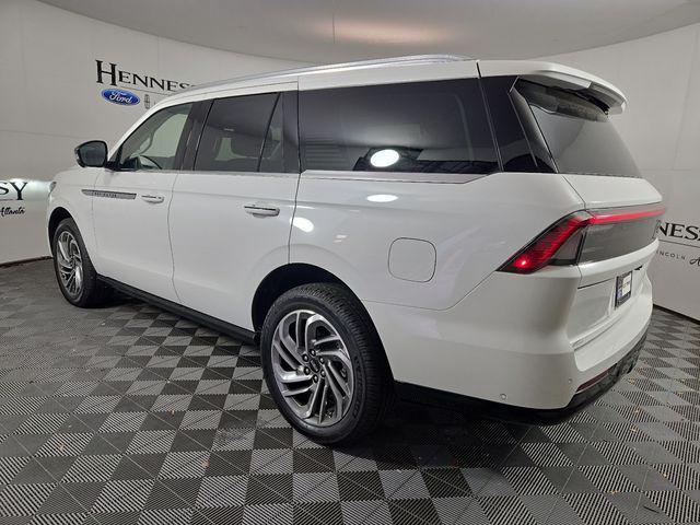 new 2025 Lincoln Navigator car, priced at $95,000