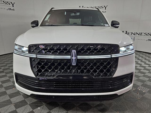 new 2025 Lincoln Navigator car, priced at $98,566