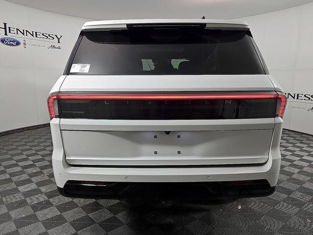 new 2025 Lincoln Navigator car, priced at $98,566
