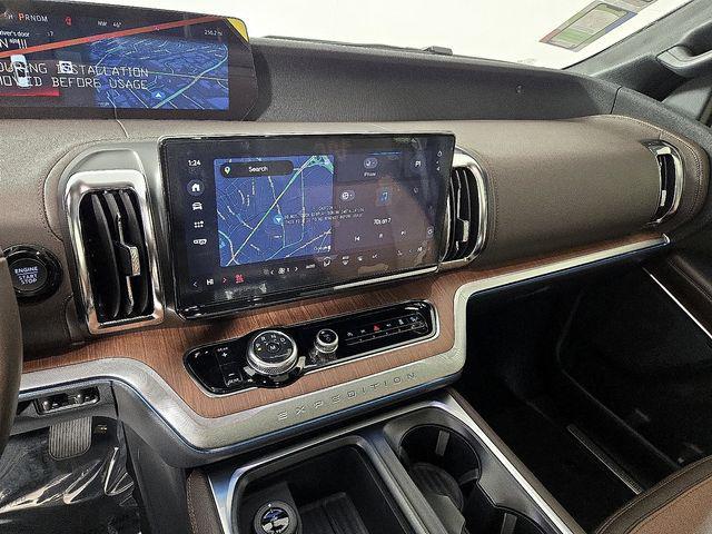 new 2026 Ford Expedition car, priced at $87,650