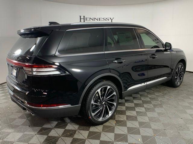 new 2025 Lincoln Aviator car, priced at $62,746