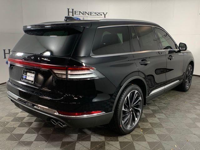 new 2025 Lincoln Aviator car, priced at $62,746