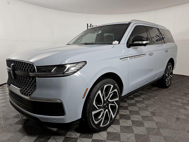 new 2026 Lincoln Navigator car, priced at $100,568