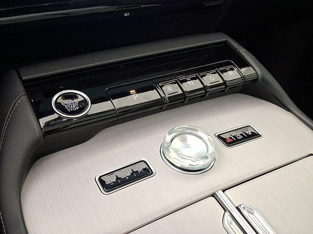 new 2025 Lincoln Navigator car, priced at $100,866