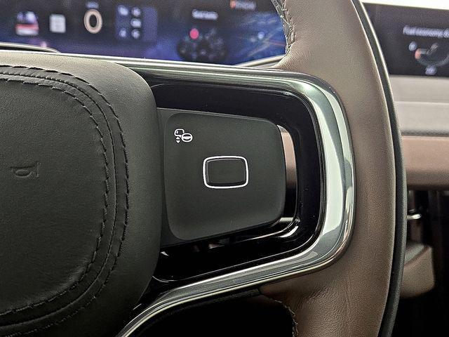 new 2025 Lincoln Navigator car, priced at $98,288