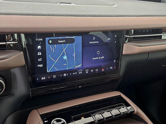 new 2025 Lincoln Navigator car, priced at $98,288