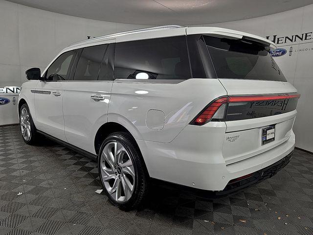 new 2025 Lincoln Navigator car, priced at $98,288