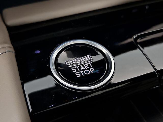 new 2026 Lincoln Navigator car, priced at $115,843
