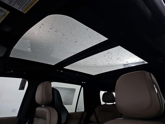 new 2026 Lincoln Navigator car, priced at $115,843