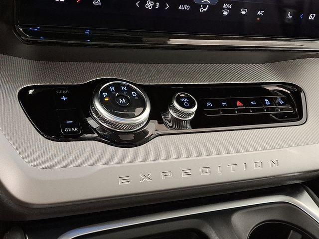 new 2025 Ford Expedition Max car, priced at $70,003