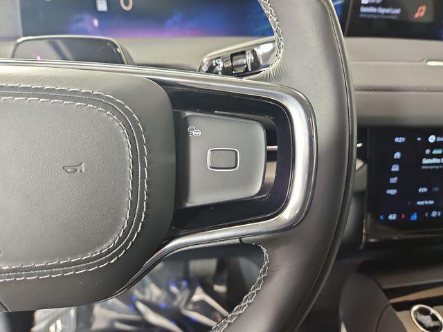 new 2025 Lincoln Navigator car, priced at $105,797