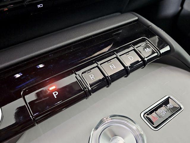 new 2026 Lincoln Navigator car, priced at $100,345