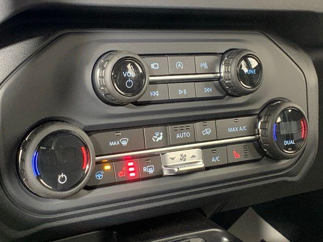 new 2025 Ford Bronco car, priced at $51,508