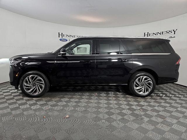 new 2025 Lincoln Navigator car, priced at $101,419