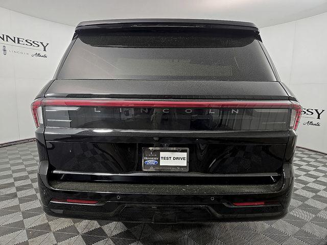 new 2026 Lincoln Navigator car, priced at $99,595
